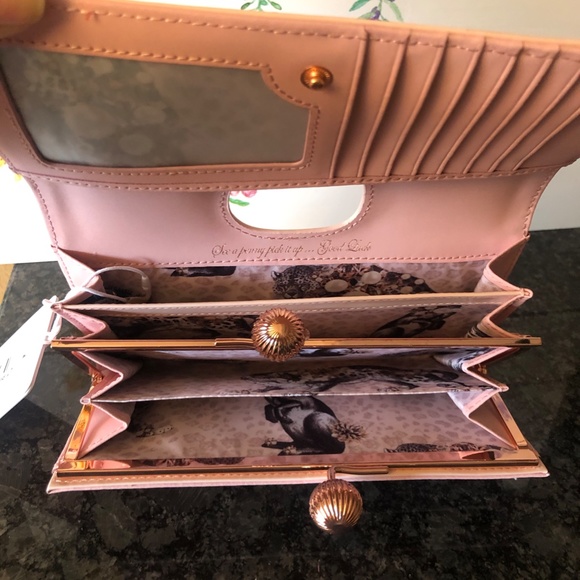 Ted Baker London Bobble Patent Leather Wallet - Picture 3 of 9